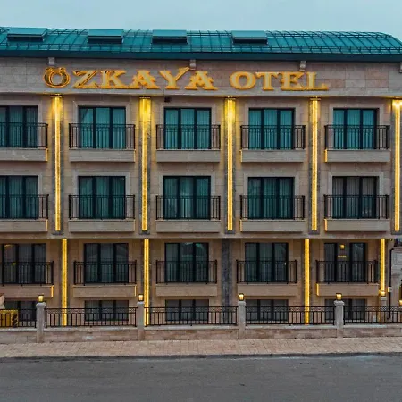 Oezkaya *