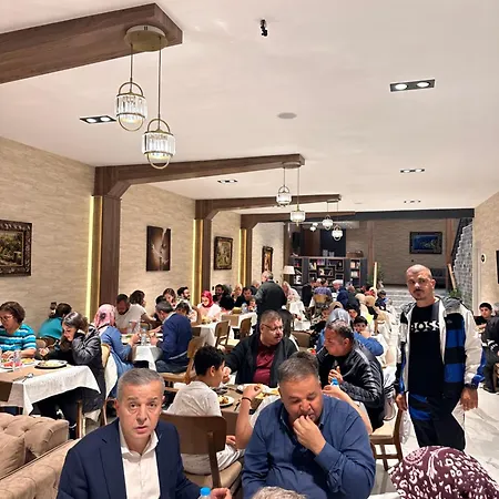 Oezkaya *