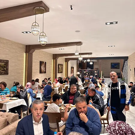 Oezkaya *